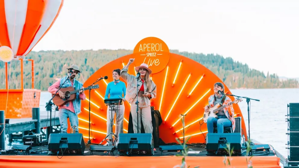 Llega a Bariloche el festival de música itinerante Aperol Spritz live