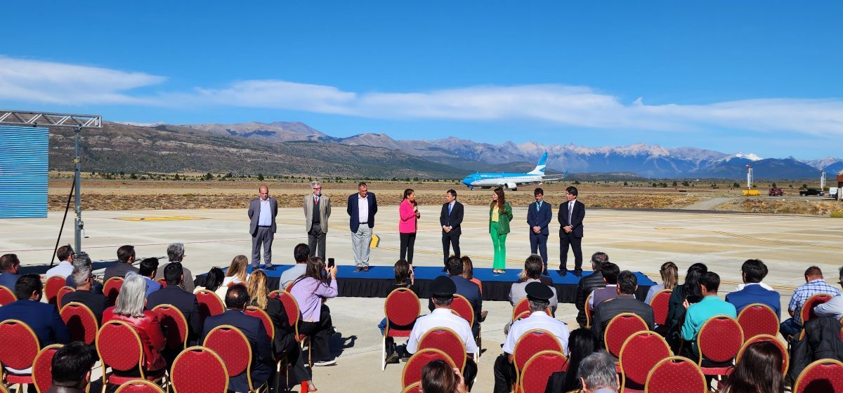 Inauguraron una plataforma auxiliar  en el aeropuerto tras inversión de $ 900 M
