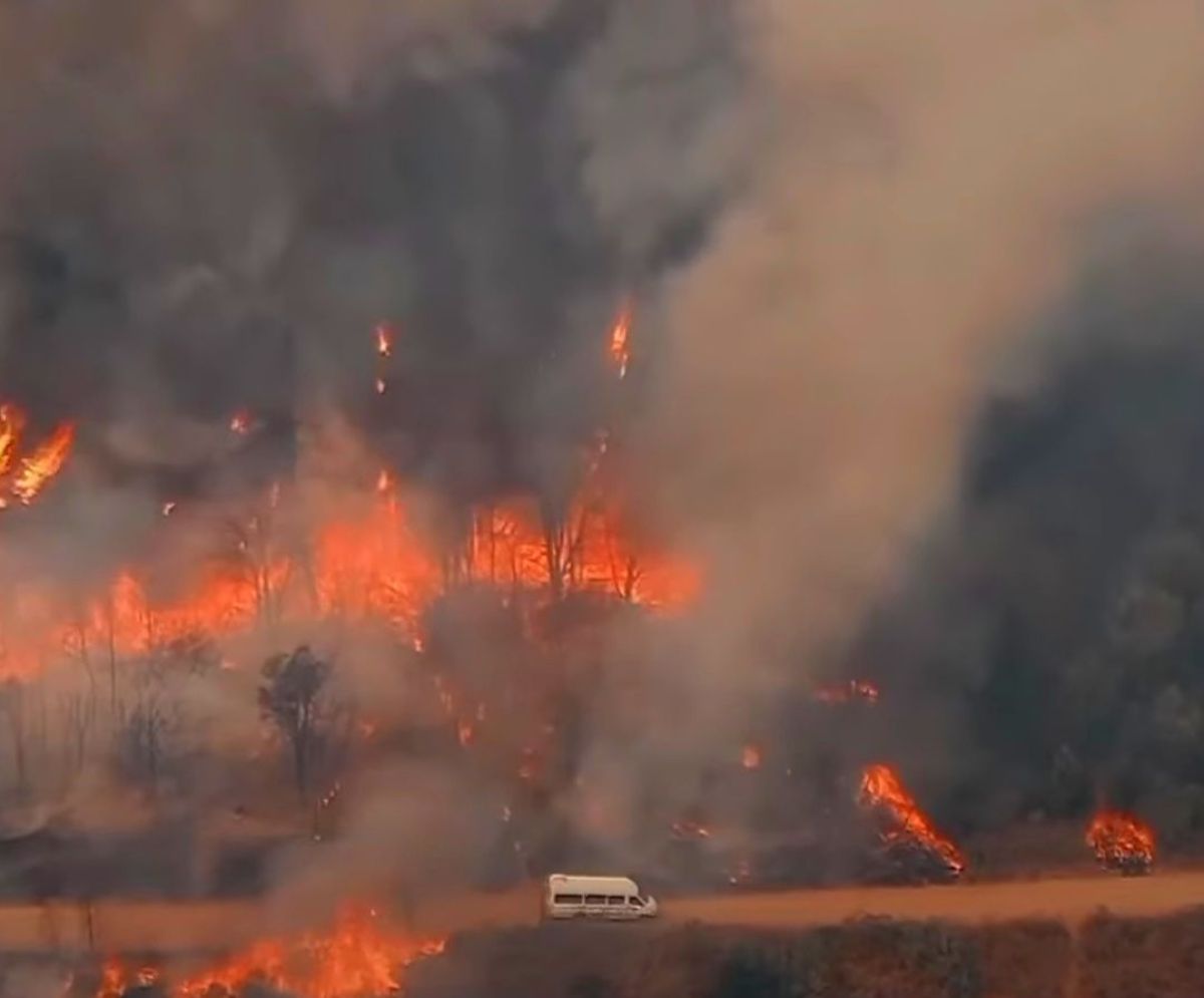 El Bolsón: el incendio está circunscripto y próximo a ser contenido