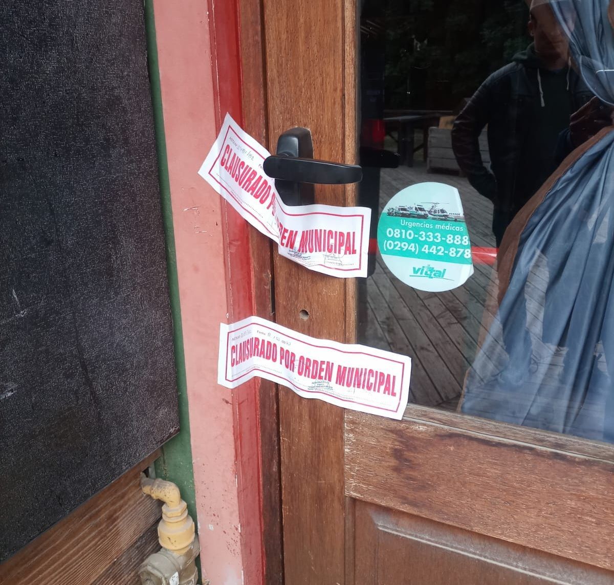 Clausuran un bar donde se realizaba un evento sin autorización municipal 
