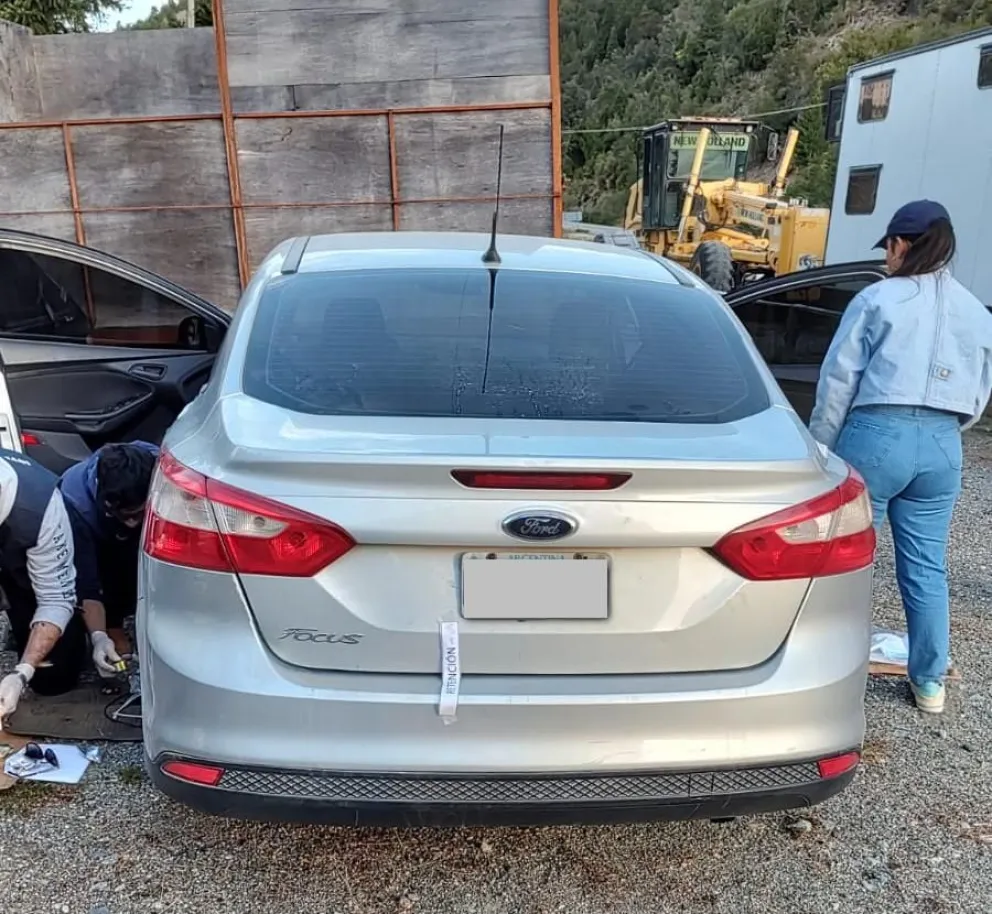Delincuentes de Bariloche fueron detenidos tras cometer un robo en El Bolsón