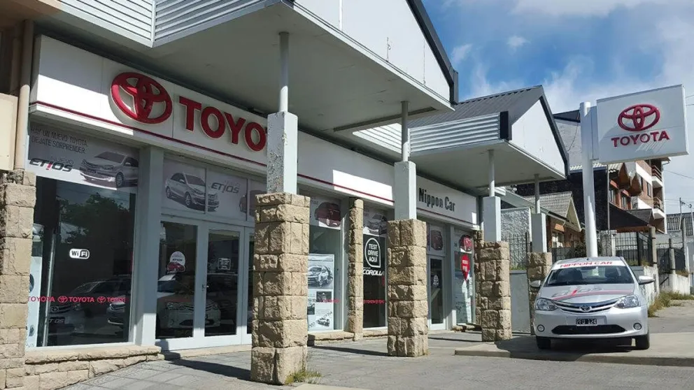 Concesionaria deberá indemnizar a un comprador por entregarle un motor Toyota fallado